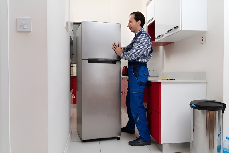 Refrigerator repair in Seattle